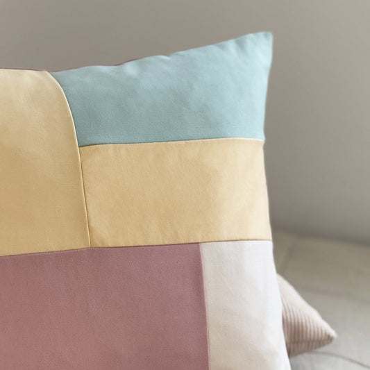 Upcycled pudebetræk, 50x50cm, slikkepind patchwork