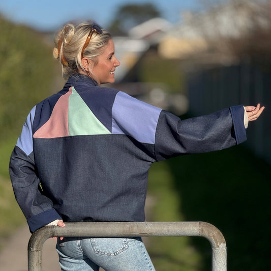 Upcycled Patchwork Jakke, Denim, One-size - 'Morgenlys'