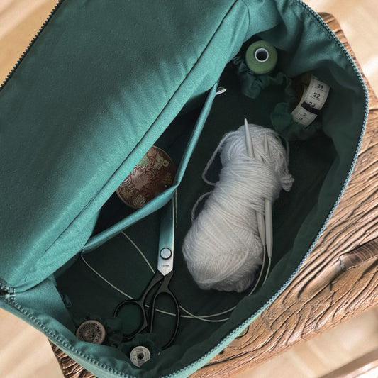 Upcycled strikke- og sytaske, stor, grøn