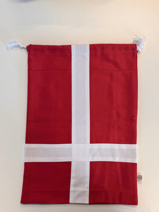 Upcycled genanvendelige gavepose - danske flag, mellem OUTLET