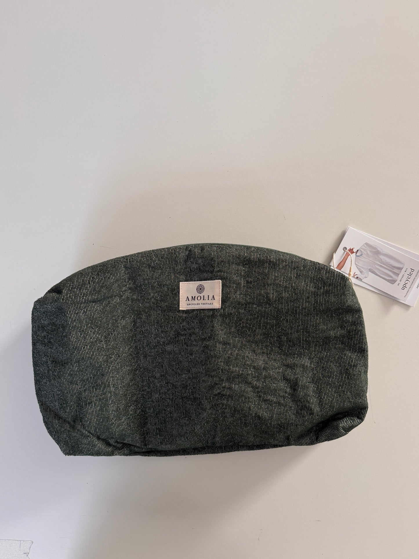 Upcycled toilettaske, stor, skovgrøn OUTLET