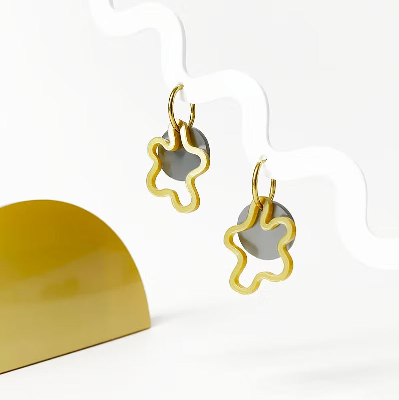 Recycled øreringe i akryl, Create