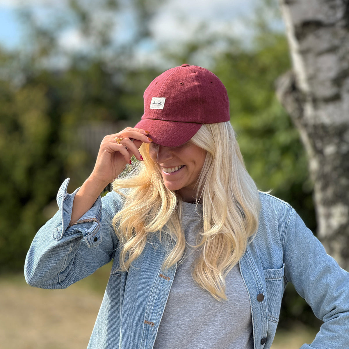 Upcycled cap, dark red