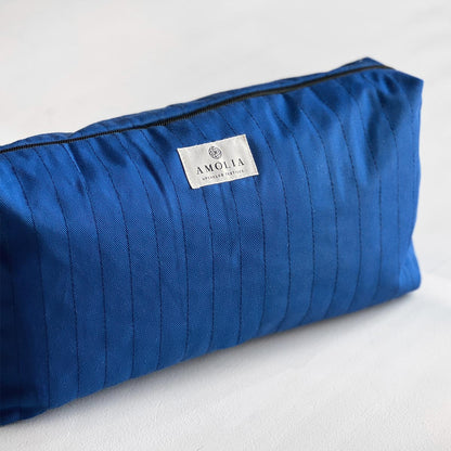 Upcycled toilettaske, stor, kobolt blå