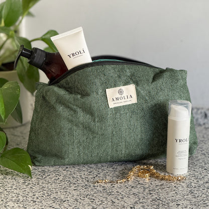 Upcycled toilettaske, lille, skovgrøn, Ella