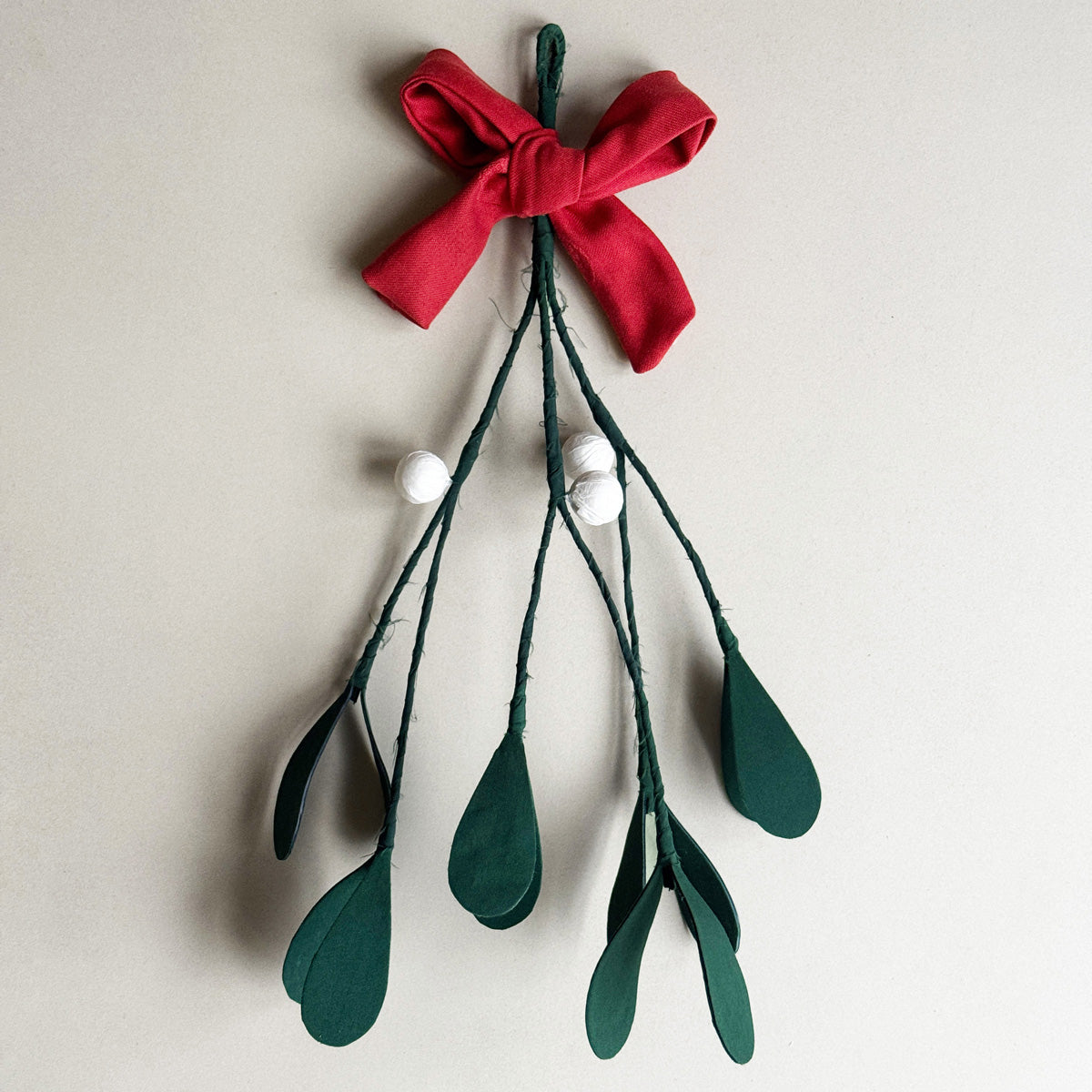 Upcycled misteltendekoration, stor