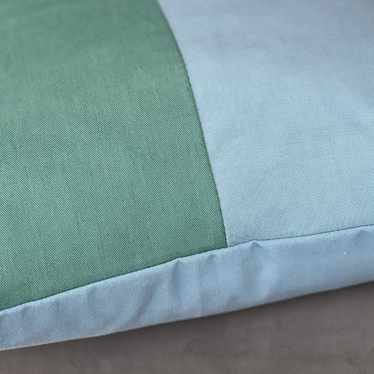 Upcycled cushion cover, 40x40cm, green/blue
