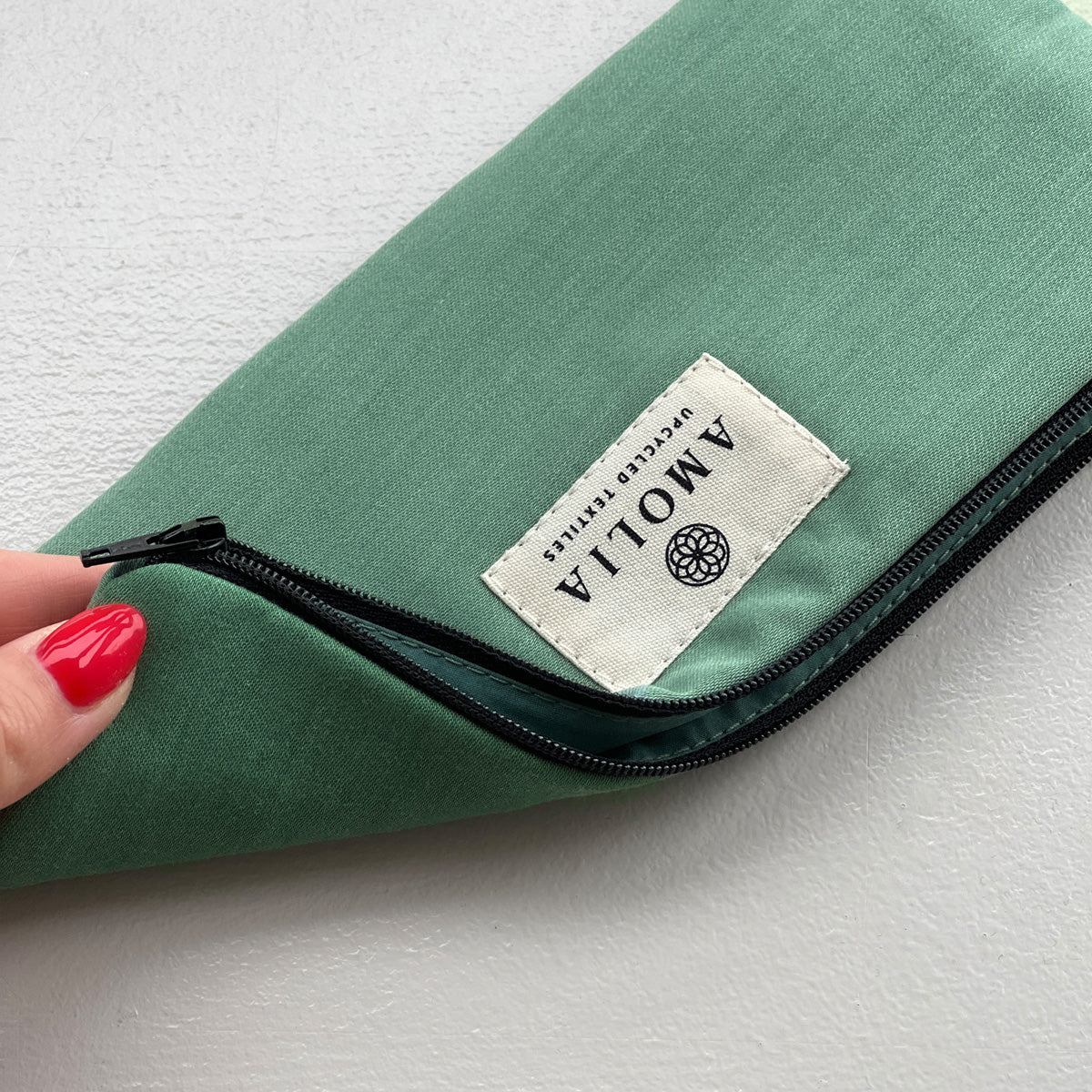Upcycled bag, green