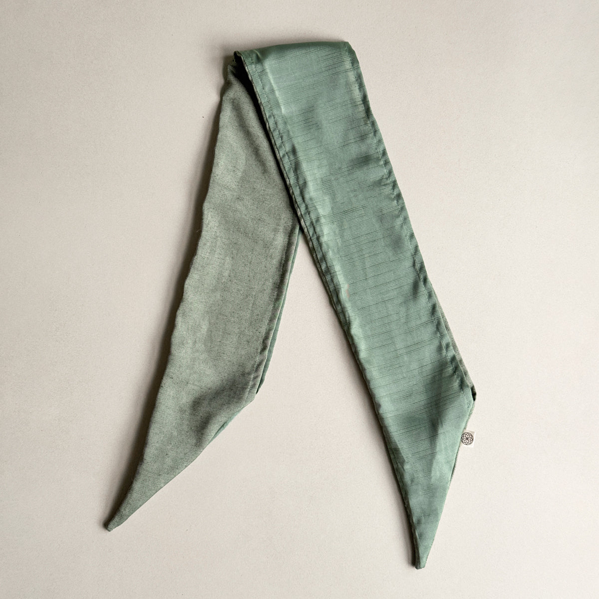 Upcycled pyntetørklæde, grøn