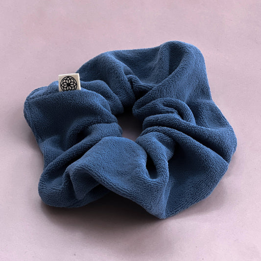 Upcycled scrunchie, mørkeblå, Lea