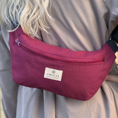 Upcycled shoulder bag, small, dark red