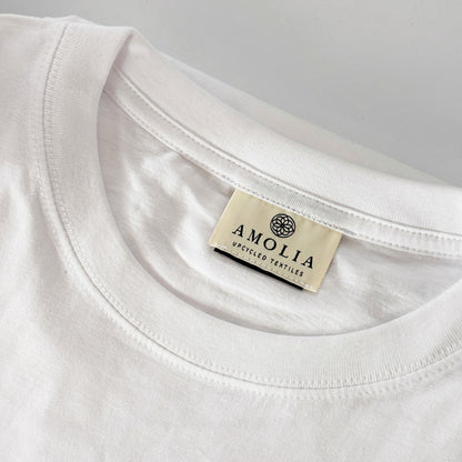 Upcycled t-shirt, medium, white with sororitjé