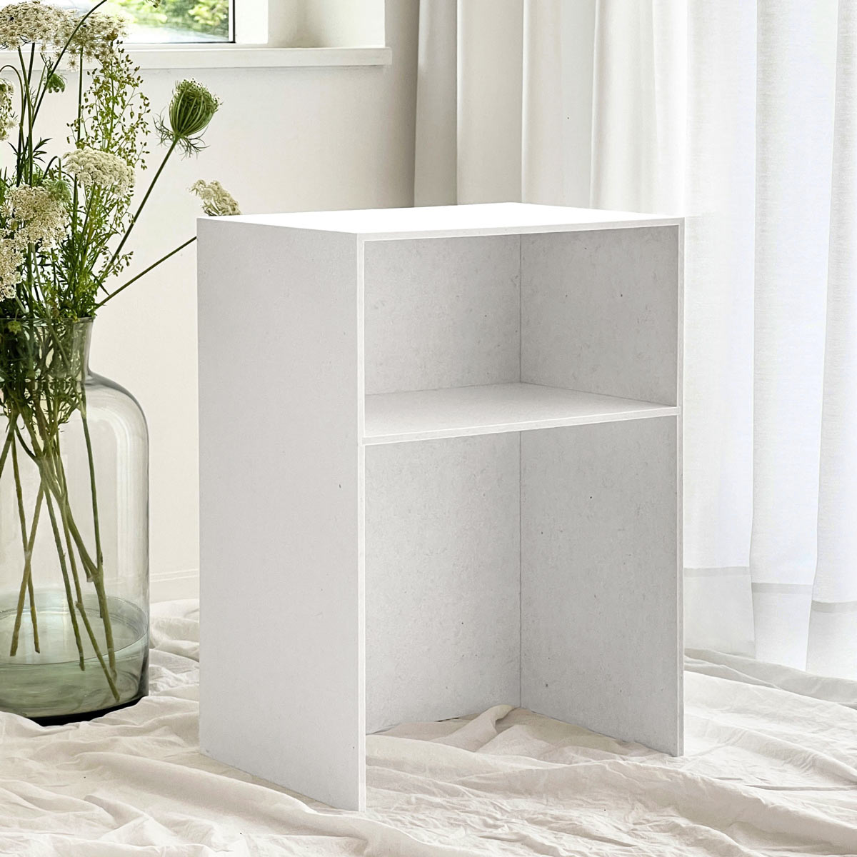 Amolia-recycled-bedside-table-white-louie-1