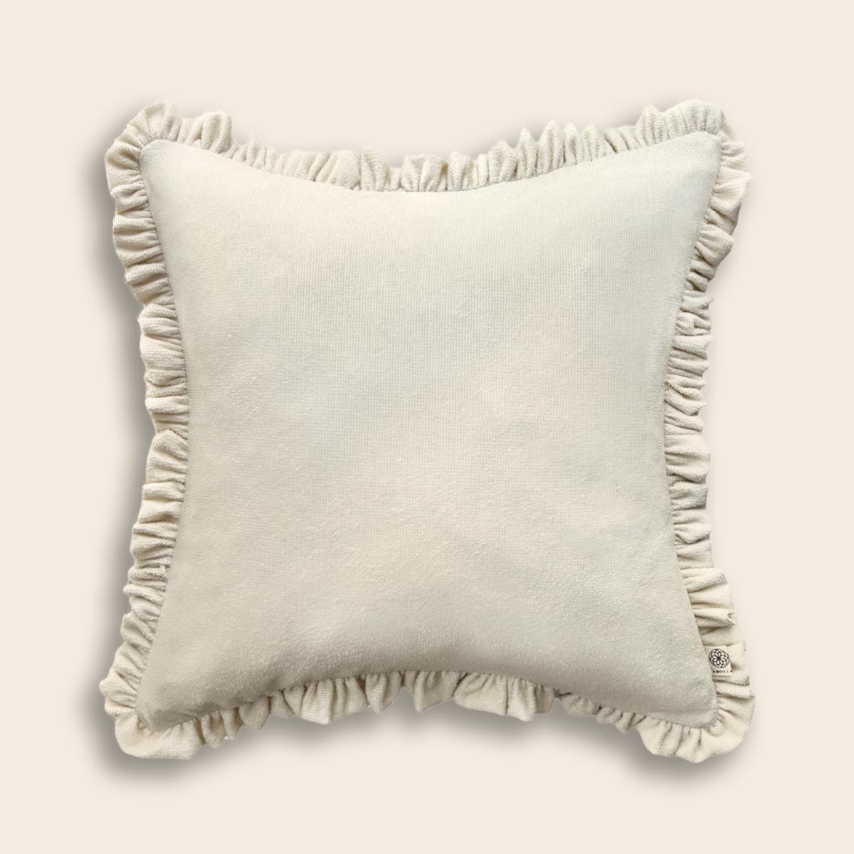 Amolia-upcycled-cushion-cover-beige-40&#215;40-freja-1