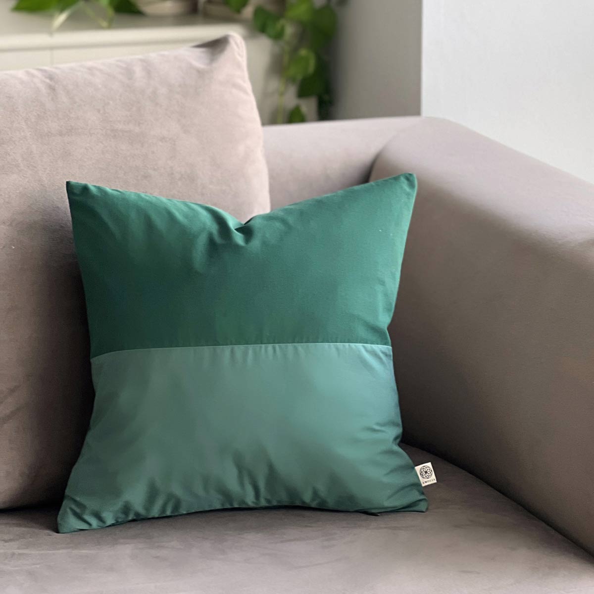 Amolia-upcycled-cushion-cover-sea-green-40&#215;40-alma-3